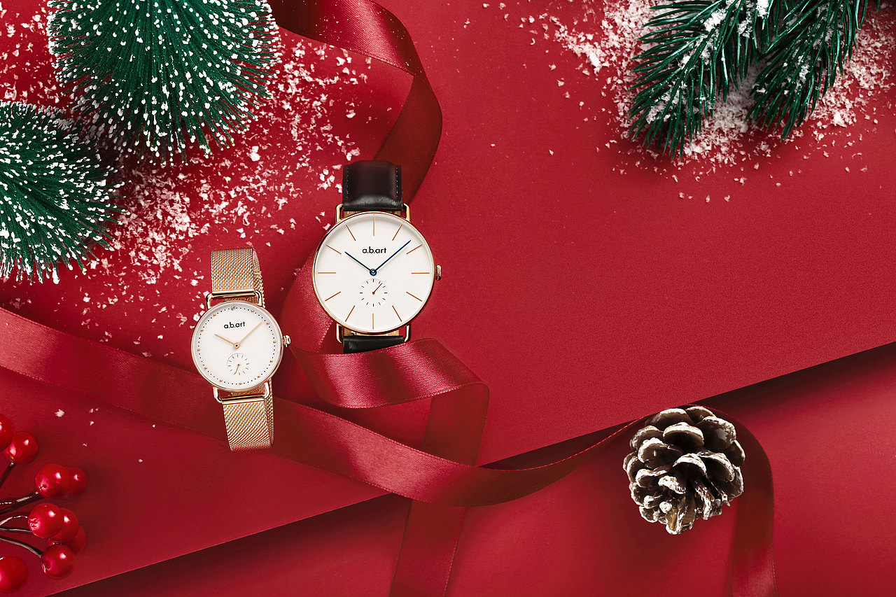 圣诞相关的手表产品拍摄（图ZMTAxMTE0Njk2） - 产品摄影 - 站酷设计师摄影师一大斌原创素材 - 站酷ZCOOL