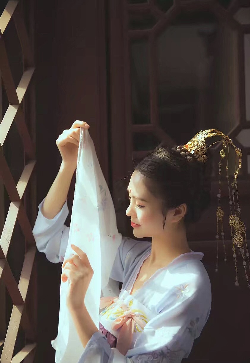 古装（图ZMTMyNzY5MDUy） - 人像摄影 - 站酷设计师摄影师竹凯原创素材 - 站酷ZCOOL