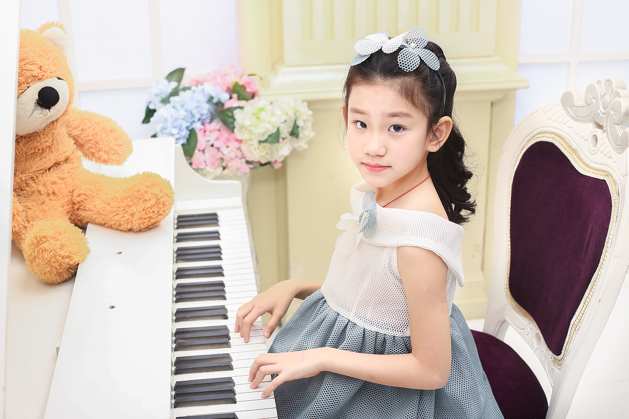 写真 欢迎约拍，暂时落地广州（图ZNzE1ODUwNTY=） - 人像摄影 - 站酷设计师何时光原创素材 - 站酷ZCOOL