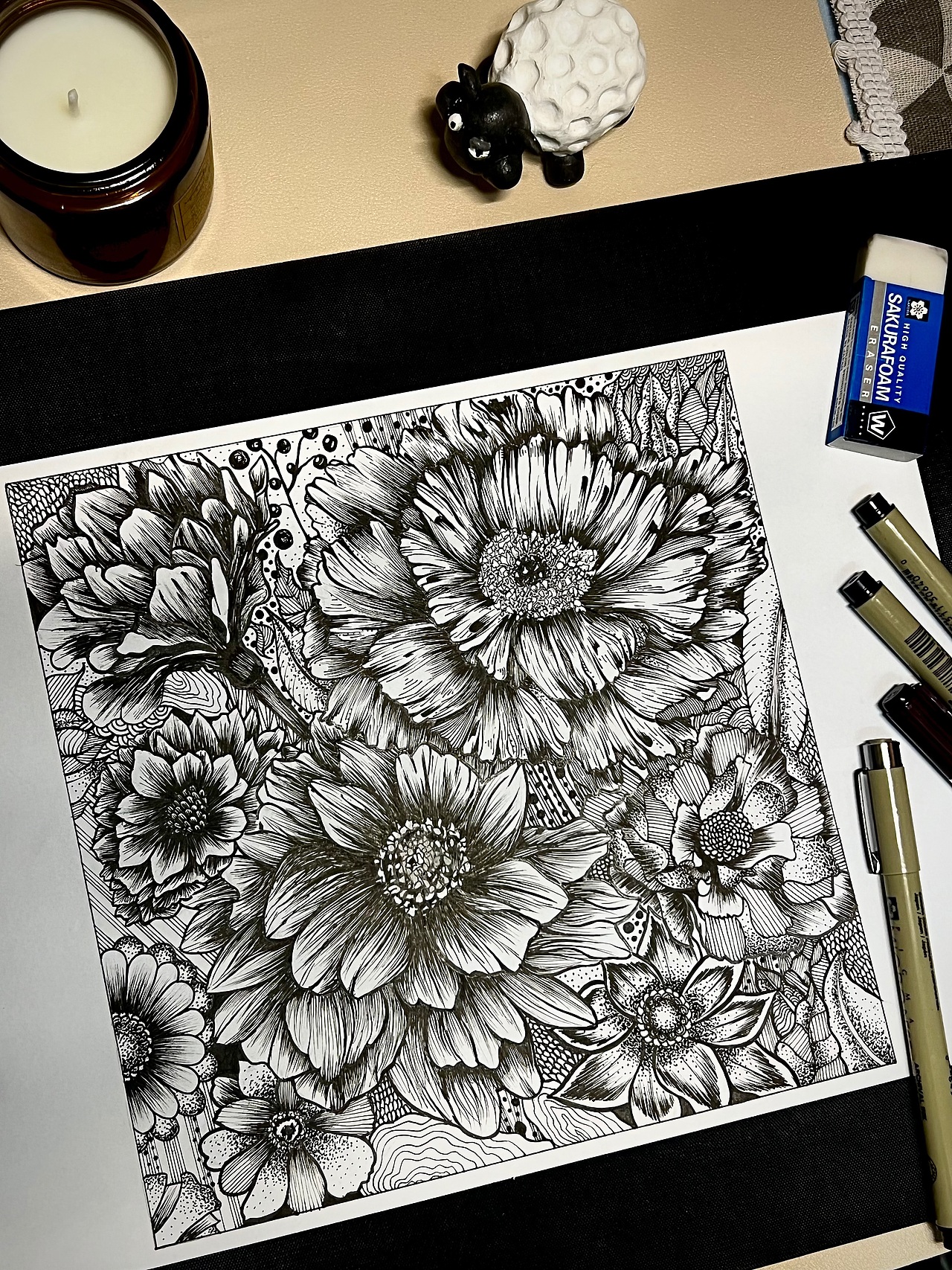 黑白装饰画|《静花幽梦》