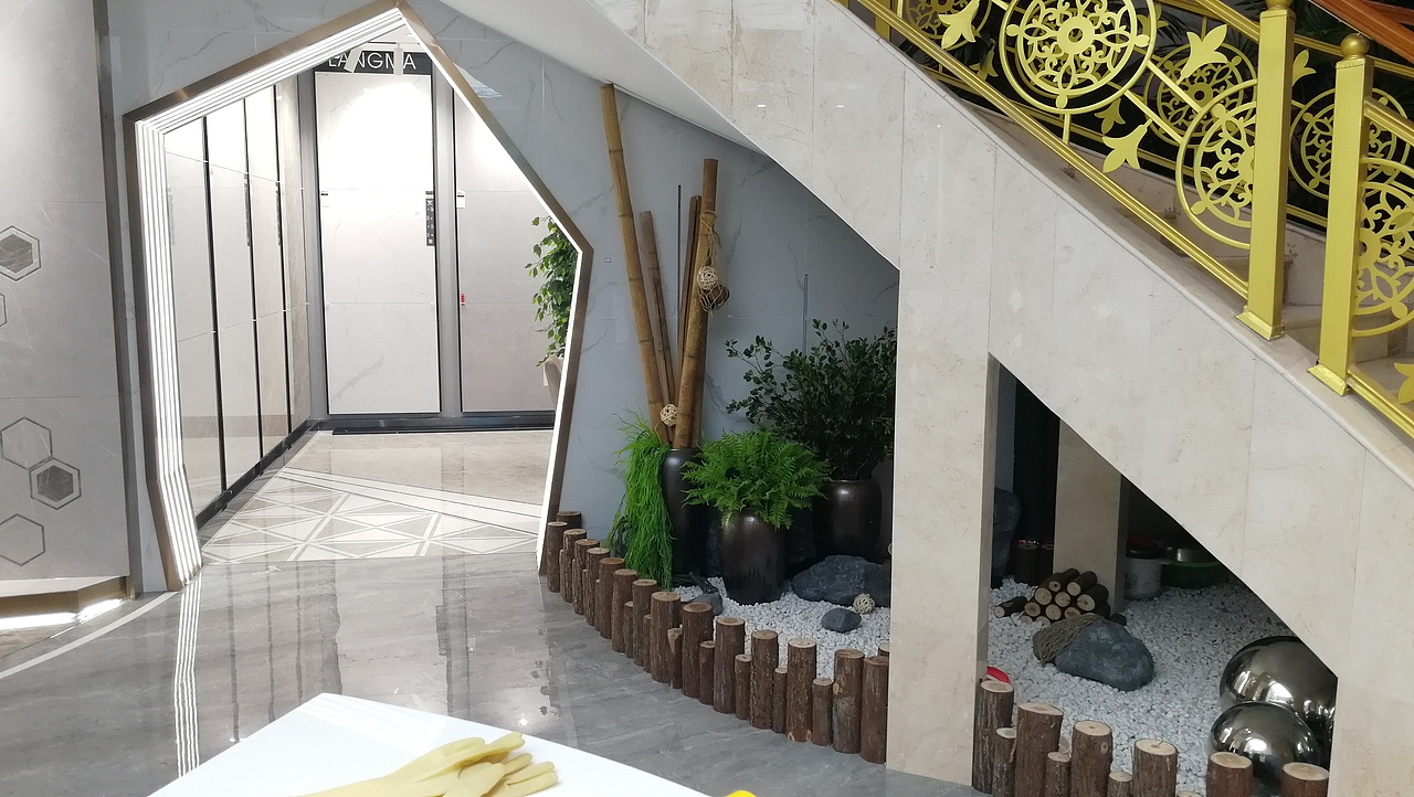 郎玛瓷砖(银川店)&瓷砖门店实景摄影图