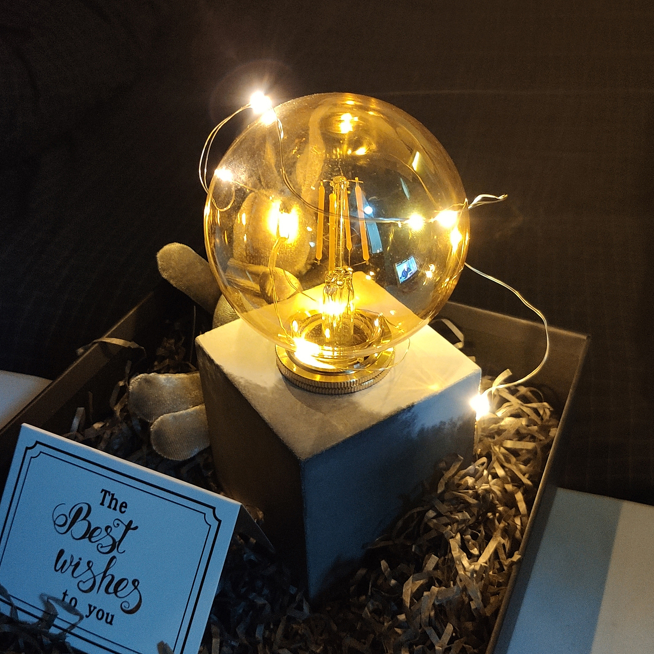 愿做你床边的一盏灯