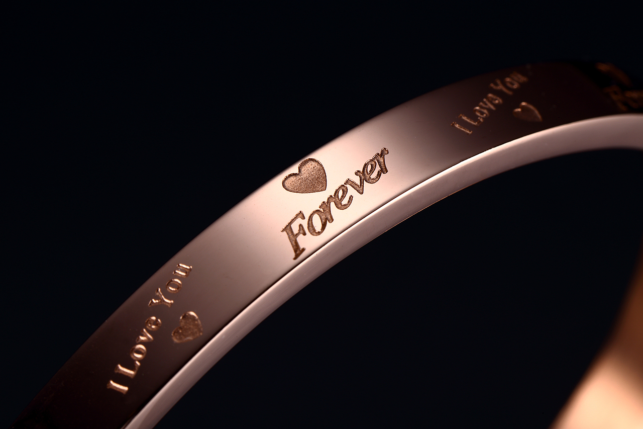 首饰摄影原图（图ZODkxMDA2MjQ=） - 产品摄影 - 站酷设计师my1994原创素材 - 站酷ZCOOL