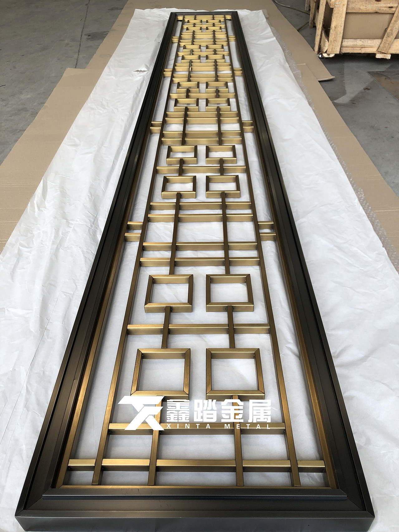 拉丝钛金与拉丝黑金不锈钢屏风相结合让玄关别具一格（图ZMjUwODQyMTg0） - 其他工业/产品 - 站酷设计师xt188869原创素材 - 站酷ZCOOL