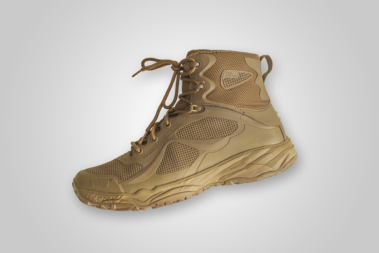 马格南opus中帮战术靴