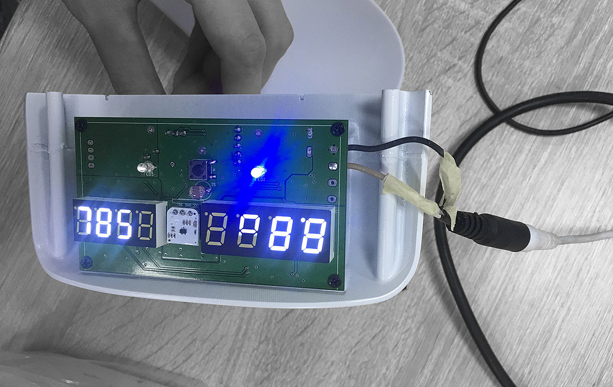 智能宠物称重饮水器