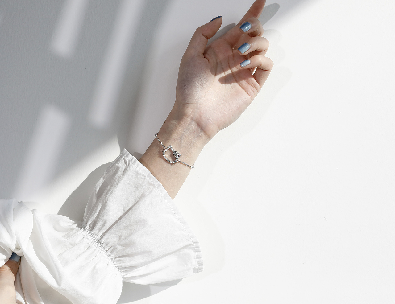 银饰品情侣手链手镯首饰拍摄/电商模特图拍照/小饰品