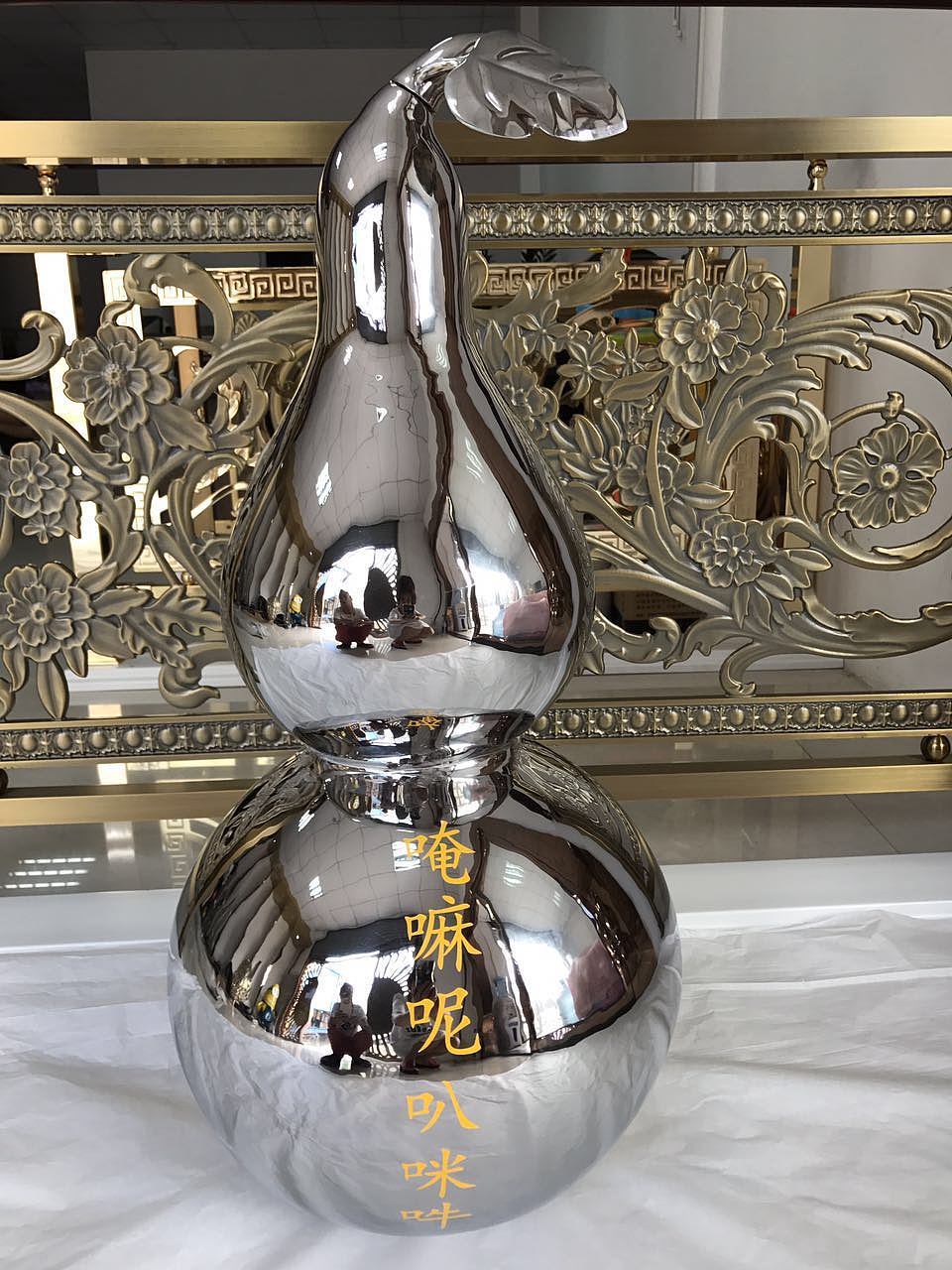 不锈钢葫芦雕塑 可大可小摆件和景观雕塑皆可