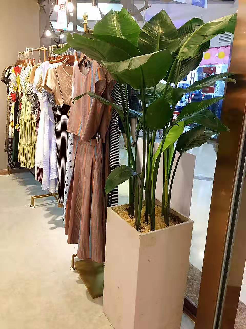 淮南c&m女装店 几处小的布局