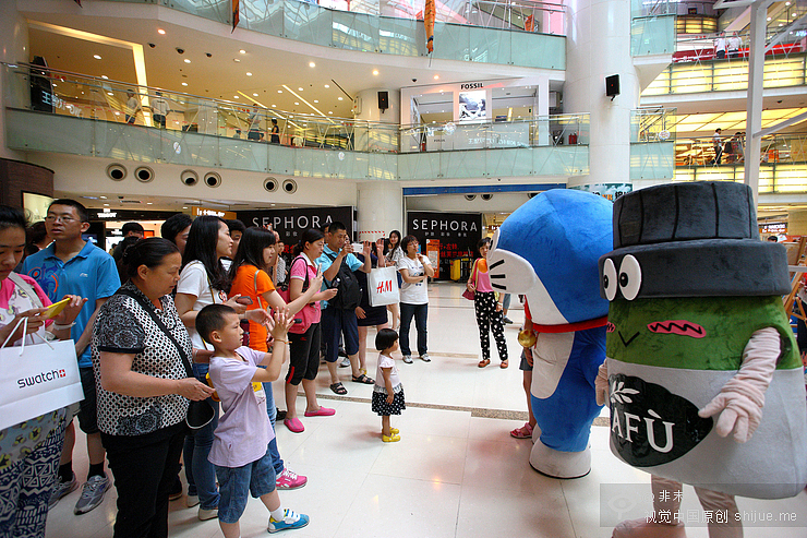 阿芙精油与哆啦A梦跨界合作落地北京西单