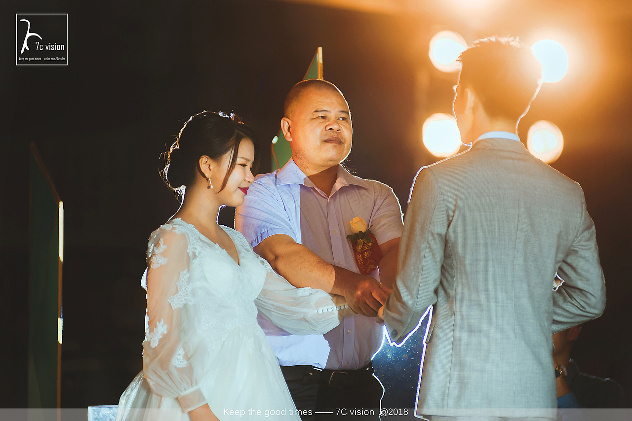 7Cvision纪实婚礼——婚礼仪式上的他、她和Ta们