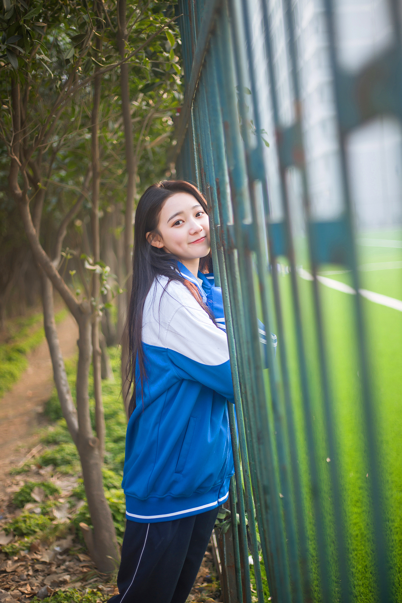 你说青春年少不怕风雨迢迢