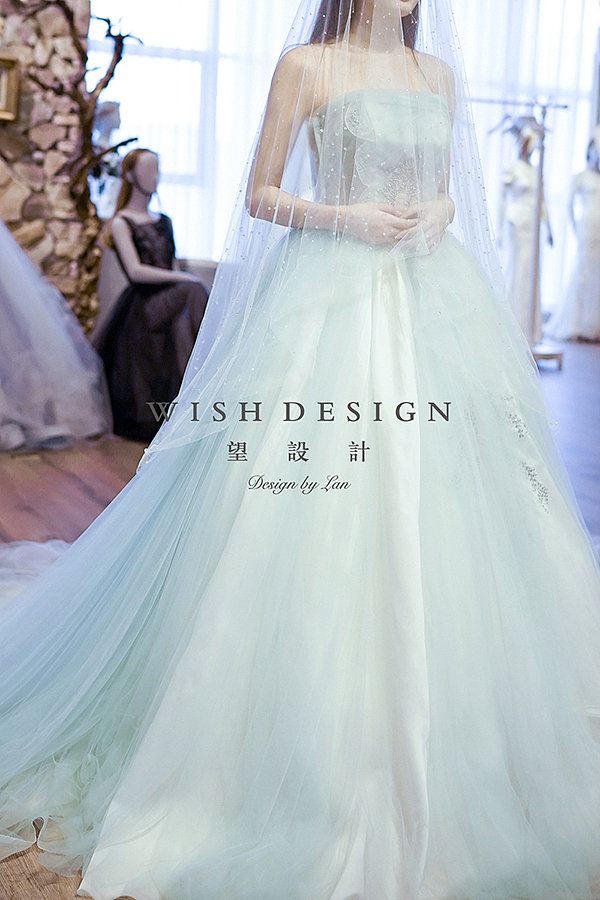 海洋女仙，水晶头纱搭配森系婚纱