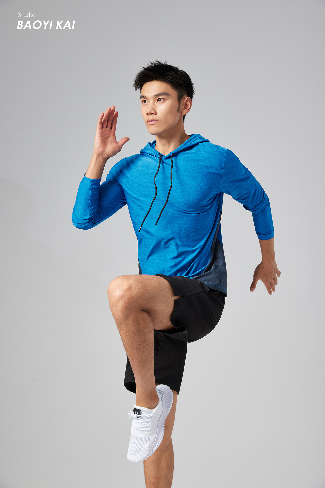 男士健身服摄影棚拍（图ZMzMyMTEwMjky） - 人像摄影 - 站酷设计师摄影师包一凯原创素材 - 站酷ZCOOL
