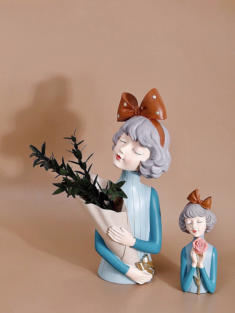 捧花女孩摆件#静物拍摄|家居装饰品产品拍摄（图ZMjIwMzM1MjA4） - 产品摄影 - 站酷设计师我丑i原创素材 - 站酷ZCOOL