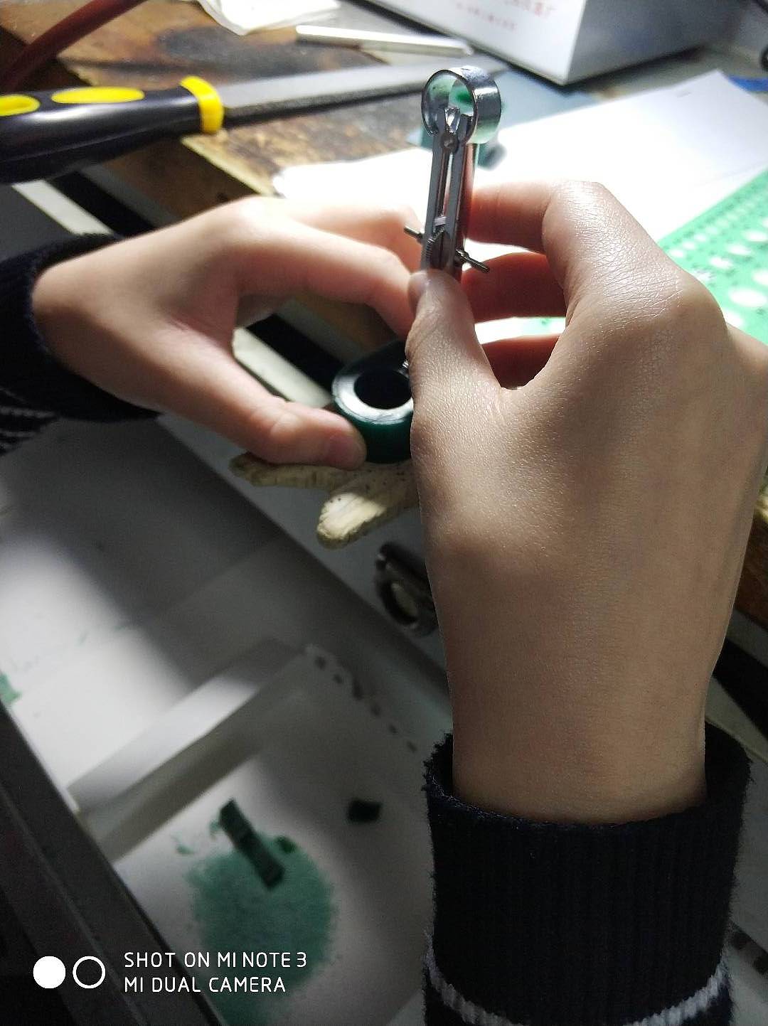 首饰设计-鱼，蜡雕倒膜(及手绘工艺步骤图)（图ZMTk1OTg0MTYw） - 首饰设计 - 站酷设计师Zzz_脆脆鱬原创素材 - 站酷ZCOOL