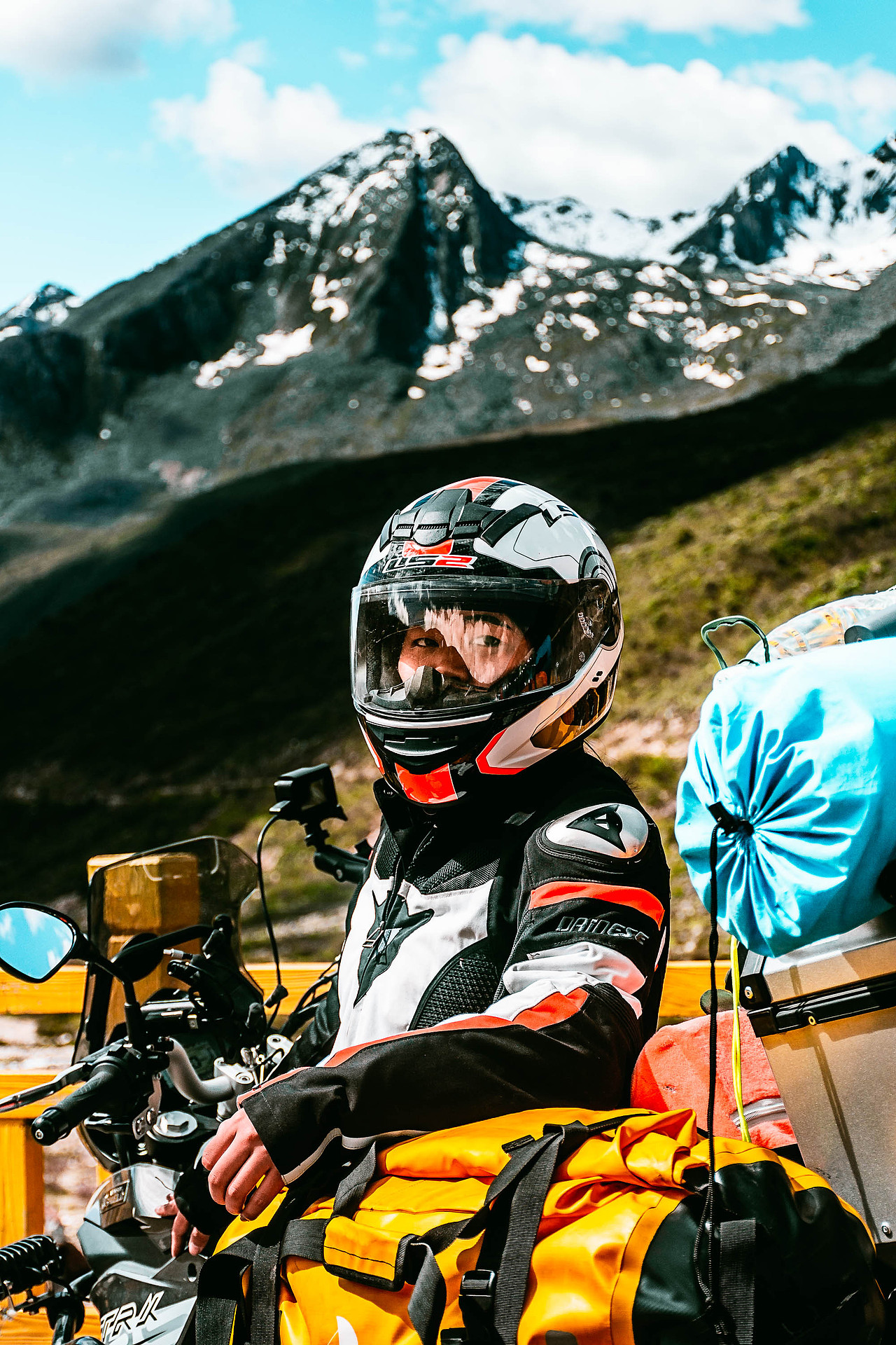 2020年川藏线摩托车旅行（图ZMjM4MDY2Mzg4） - 人文/纪实摄影 - 站酷设计师程弎益原创素材 - 站酷ZCOOL