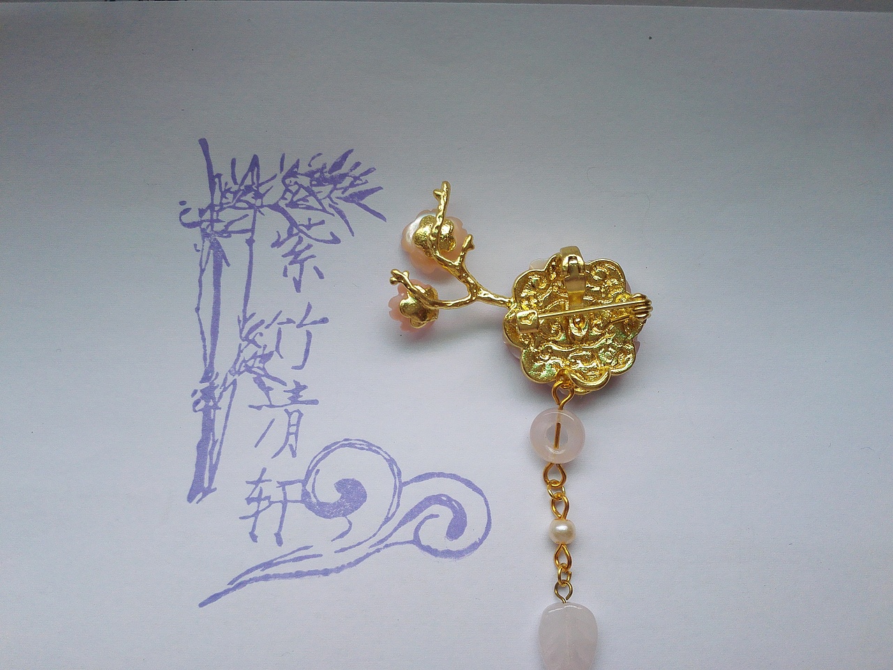 珍珠胸针集合（图ZNTU2MTEwNDg=） - 首饰设计 - 站酷设计师朔月淮修原创素材 - 站酷ZCOOL