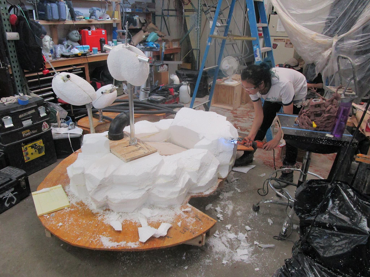 【ECC】Steve Wang操刀监制,英雄联盟授权Lucian圣枪游侠大比例雕像