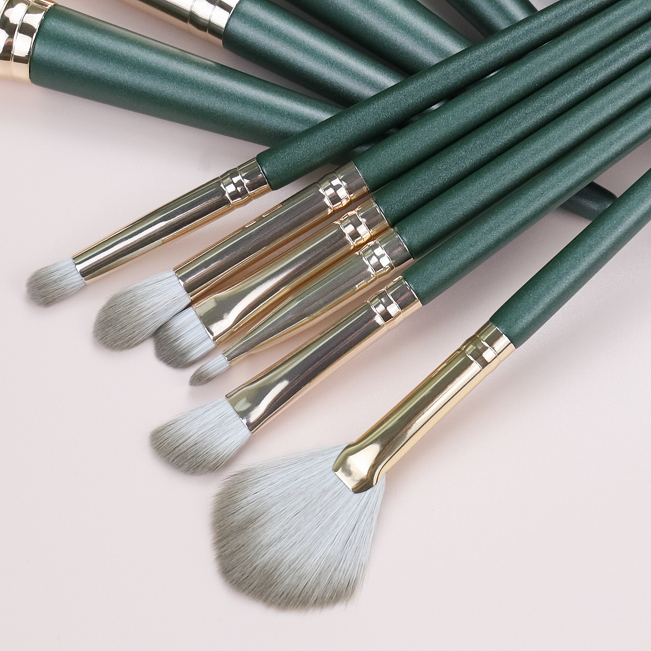 化妆刷（图ZMjMyMzk2NDYw） - 产品摄影 - 站酷设计师陈大狗a原创素材 - 站酷ZCOOL