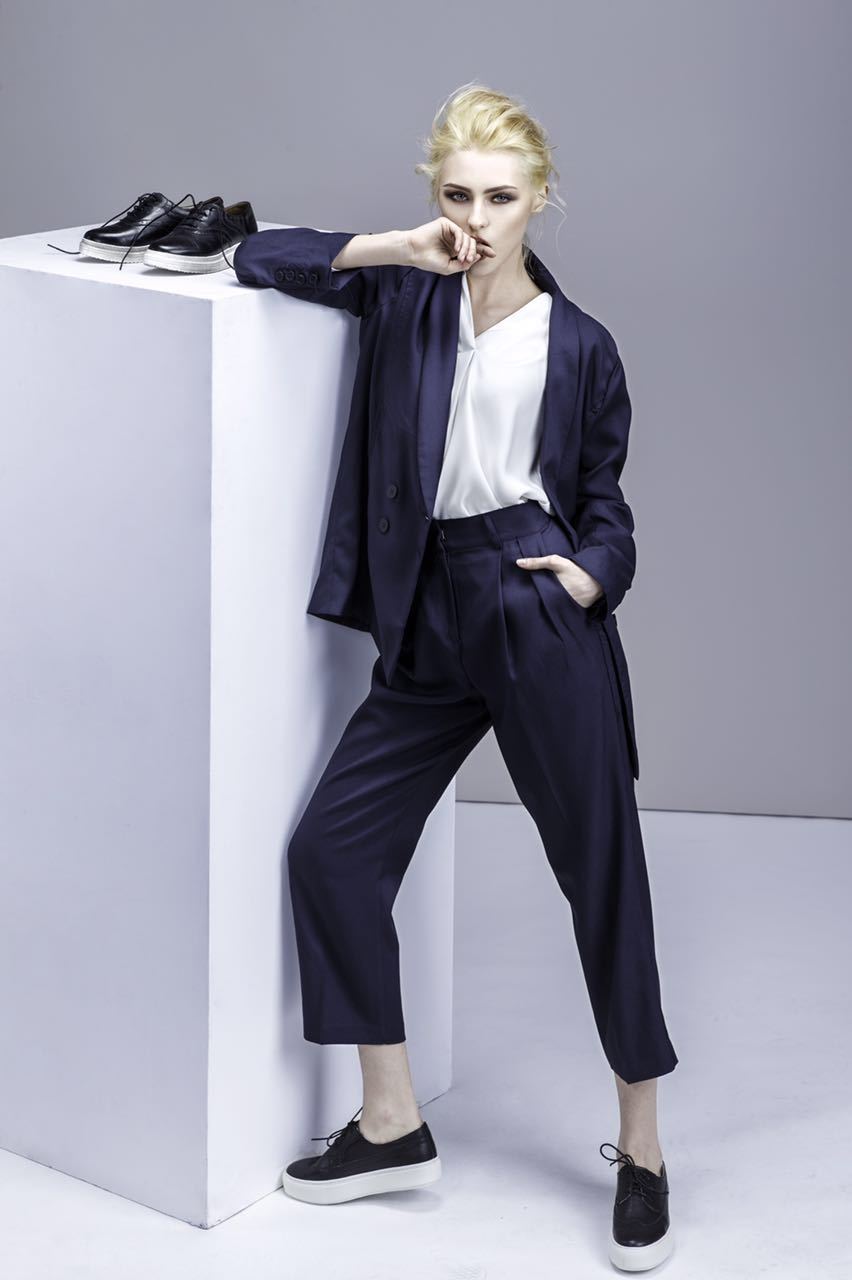 外模拍摄网拍 服装摄影 女装鞋子街拍拍图外景拍照 外模服装外模拍照