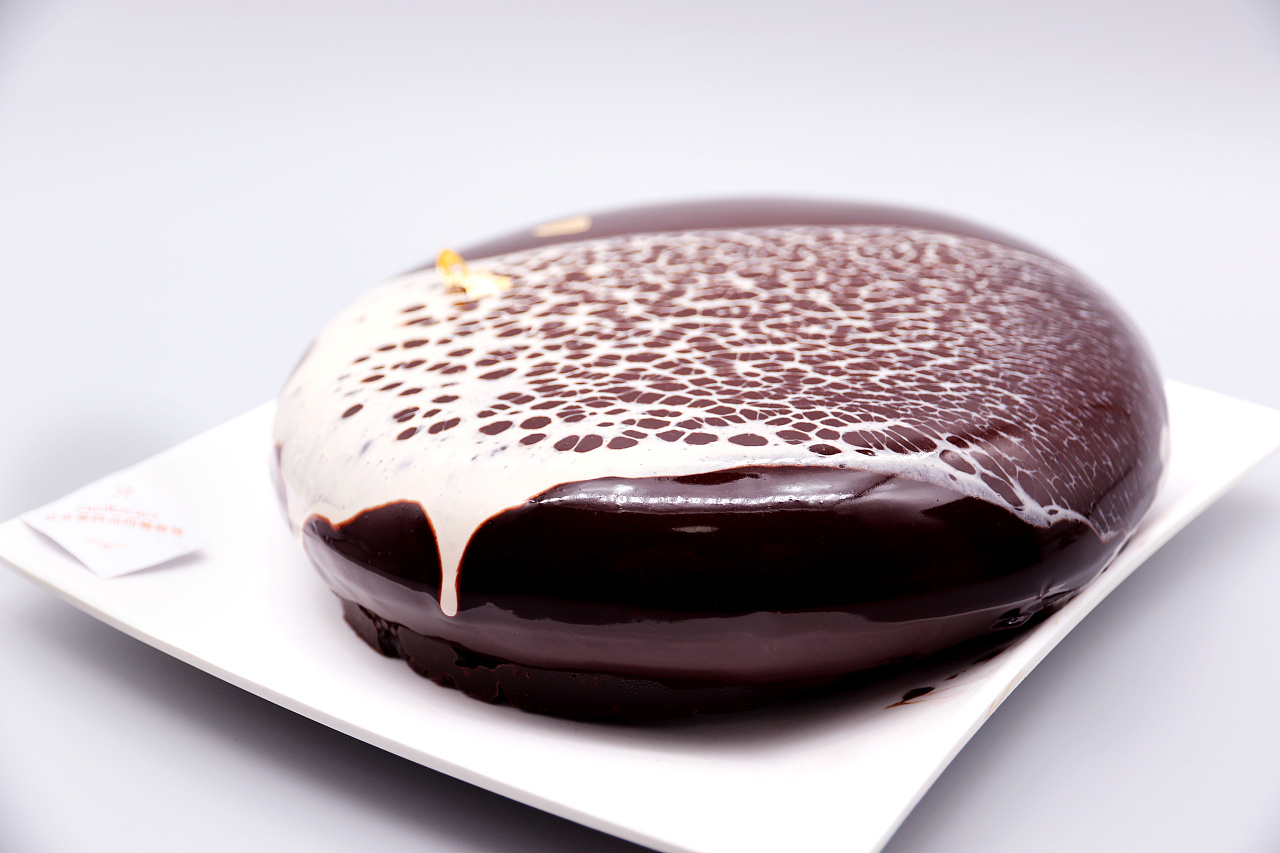 郑州艾朵堡豹纹淋面蛋糕