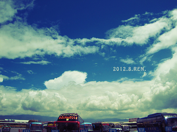 彩云之南（图ZNTQwMTQxNjg=） - 风光摄影 - 站酷设计师無邉原创素材 - 站酷ZCOOL