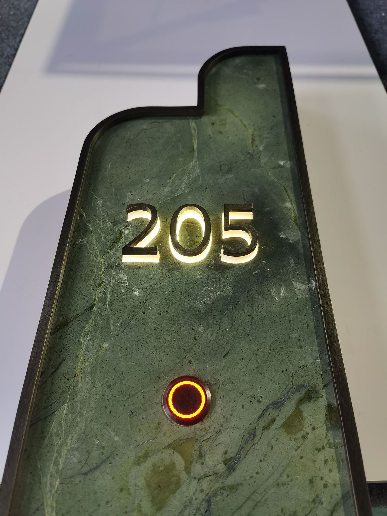 酒店标识标牌（图ZMzM2MjU4MDEy） - 工艺品设计 - 站酷设计师标识制造工厂原创素材 - 站酷ZCOOL