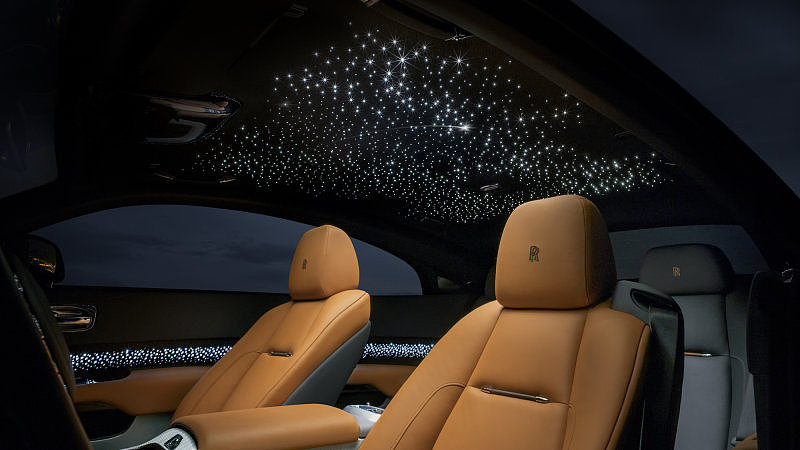 自己动手改装爱车马上感受劳斯莱斯的星空顶