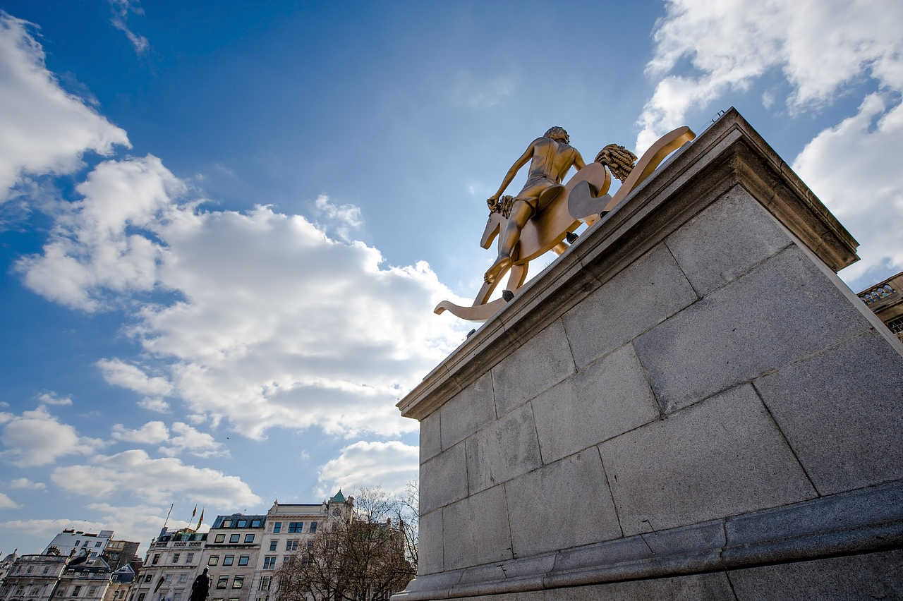 World Pillow Fight Day. London（图ZOTg4Nzc2NA==） - 人文/纪实摄影 - 站酷设计师秋千上的树叶原创素材 - 站酷ZCOOL