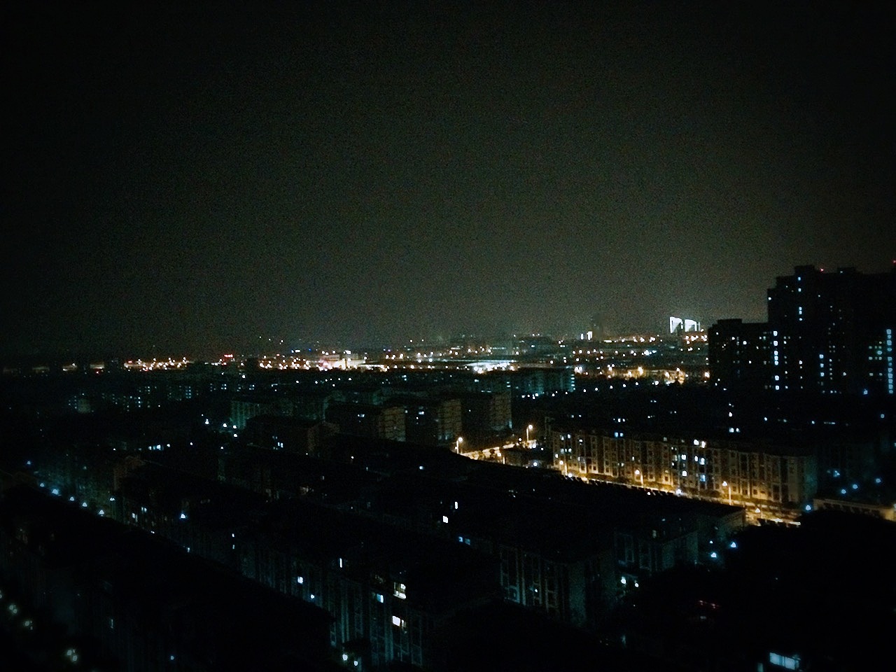 白天黑夜的对比