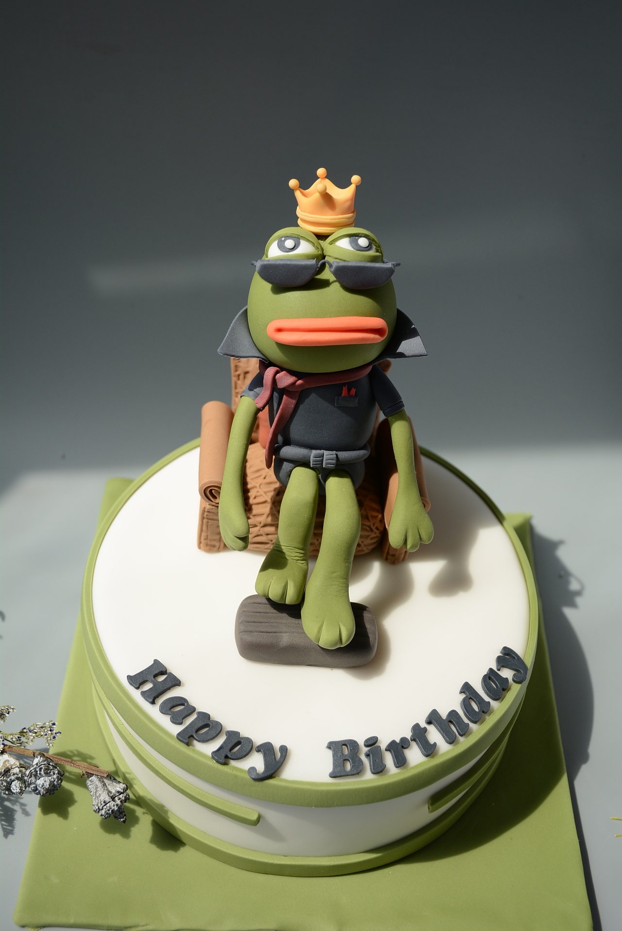 翻糖蛋糕—sad frog悲伤的青蛙|手工艺|其他手工艺|铃铛儿628 - 原创