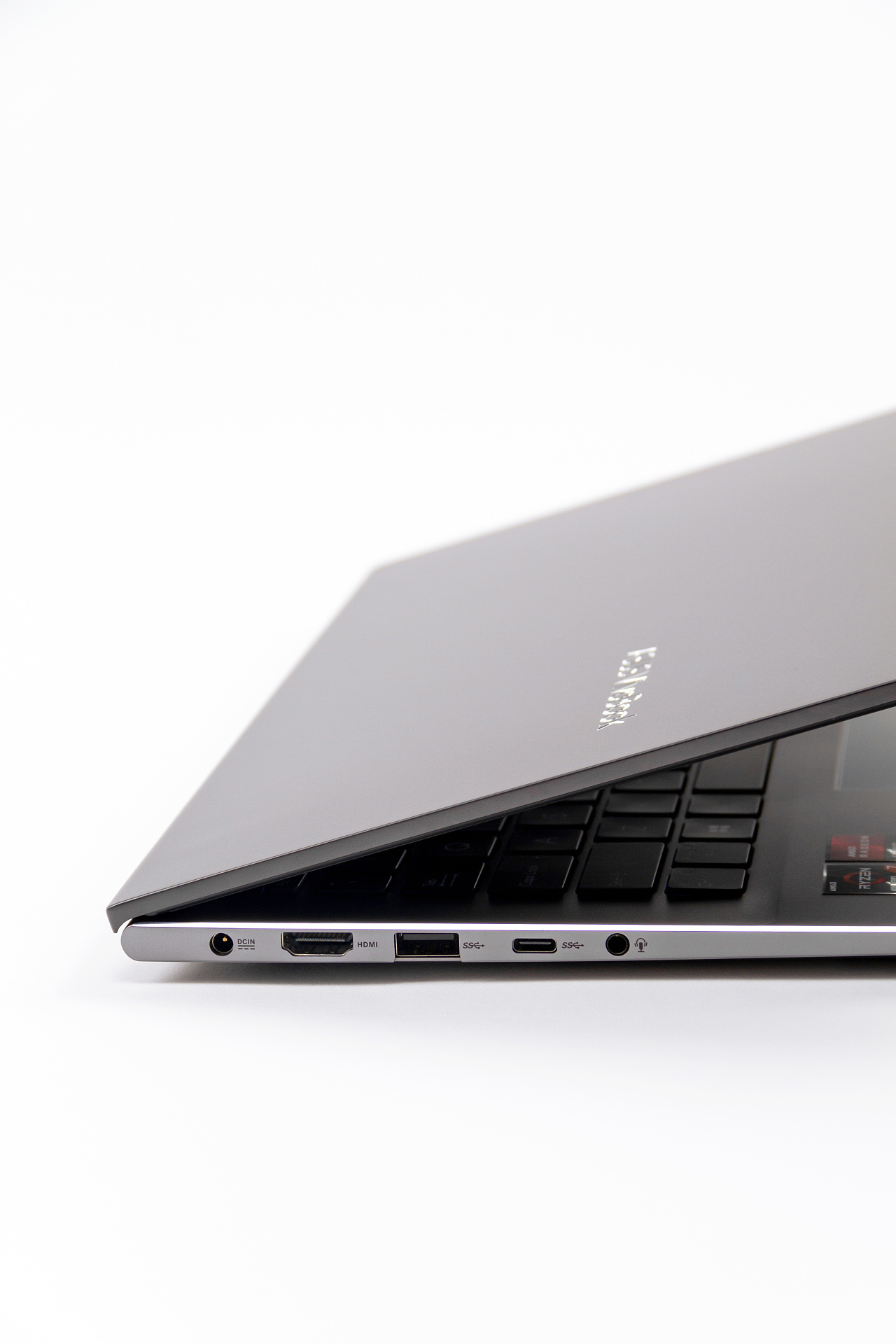 华硕笔记本电脑 x 向左影像 | 商业摄影