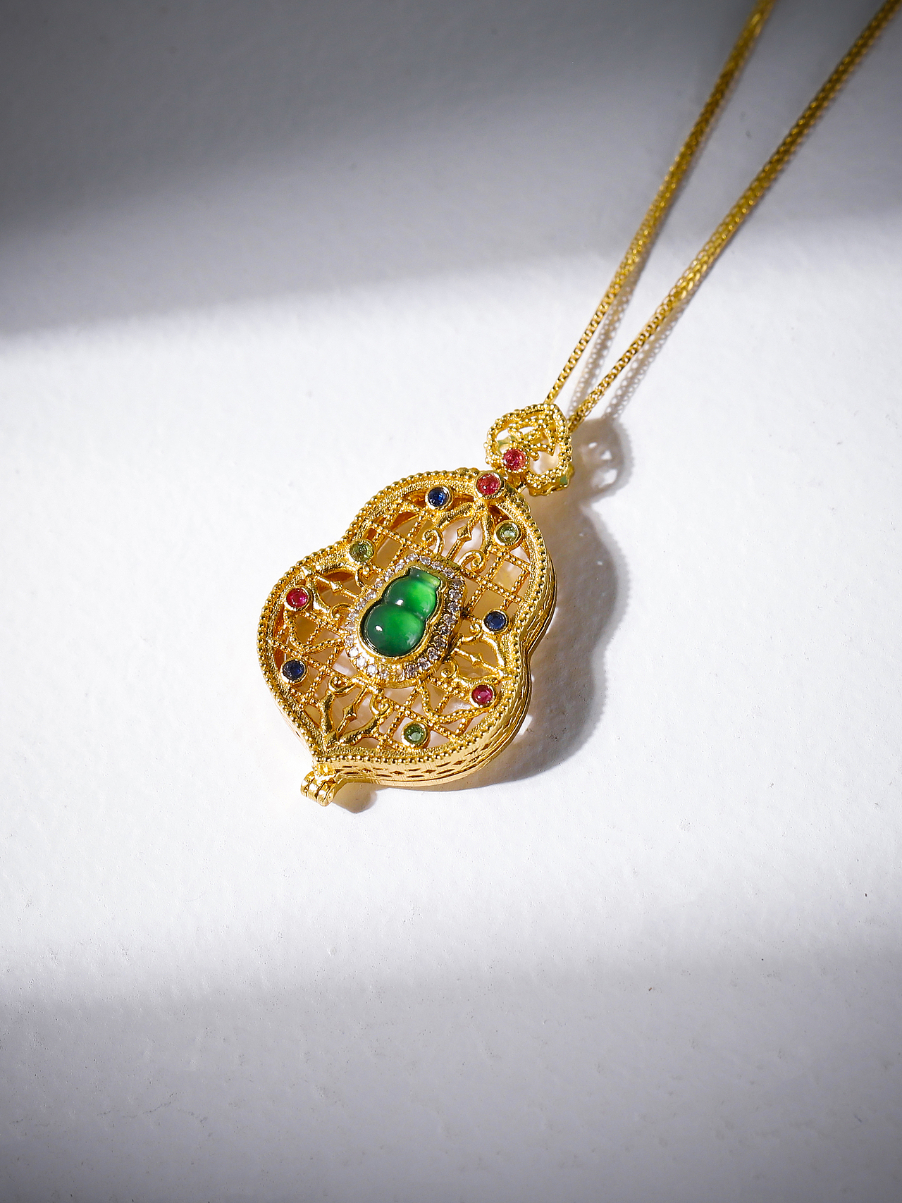 黄金冰种翡翠系列