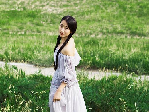 夏日草坪小清新人像（个人主页-ZMzQ3MjEzNjQ=） - 人像摄影 - 站酷设计师玛丽莲叁哥原创素材 - 站酷ZCOOL