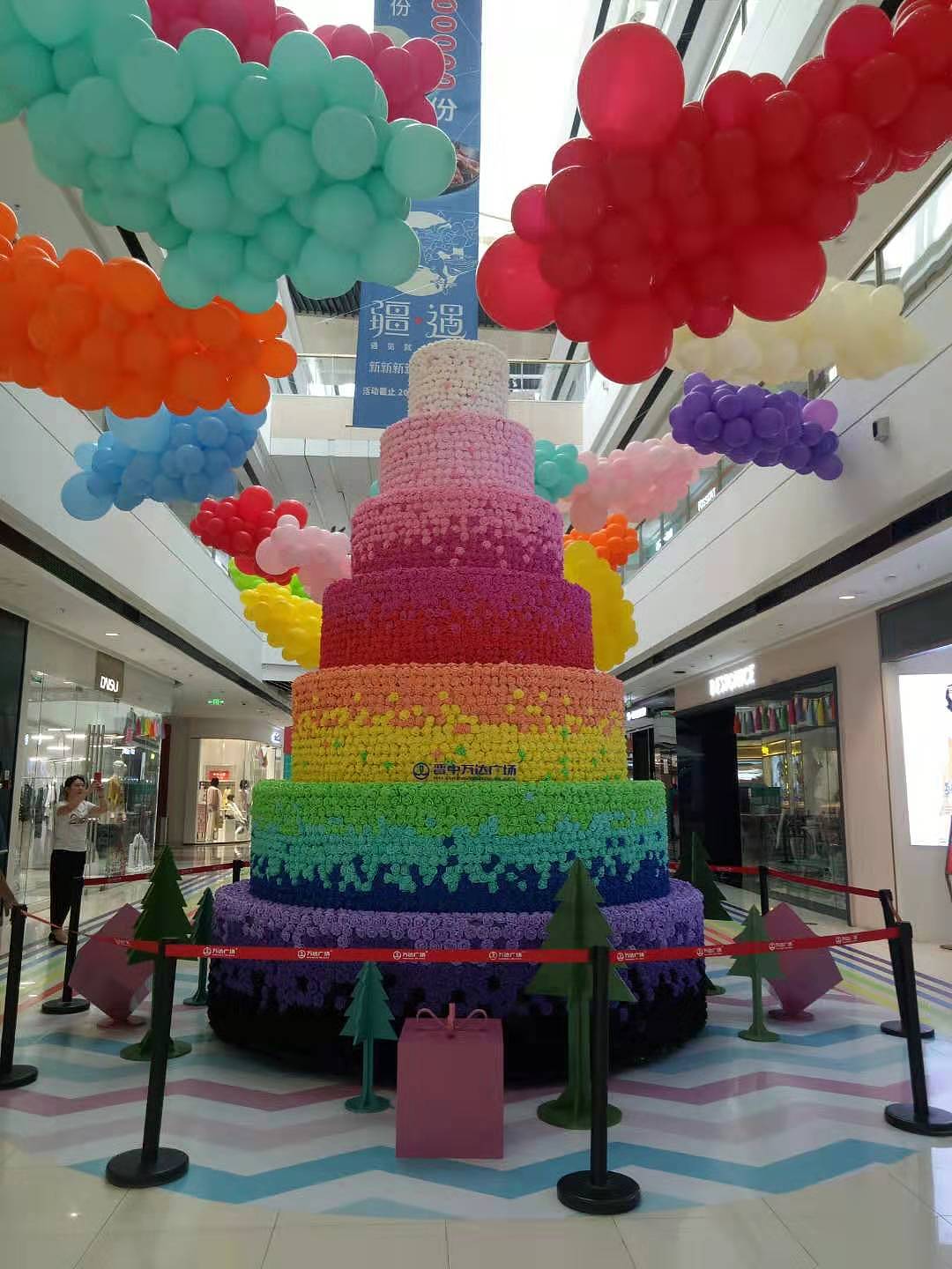 2019年晋中万达周年庆美陈