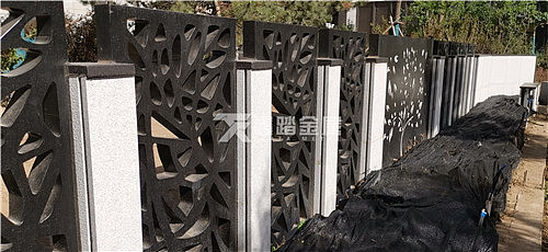 内蒙古售楼处大型不锈钢廊架屏风 户外铁艺背景墙安装