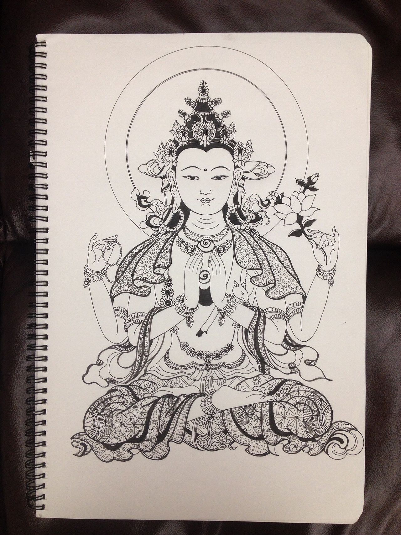 昨天在站酷上看到了一位叫做傅淳强插画师的作品,让我非常喜欢.