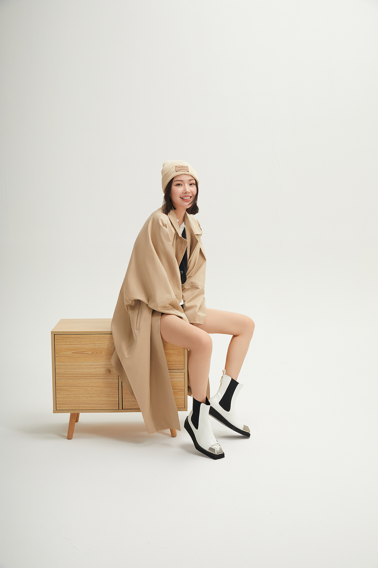 服装模特拍摄（图ZMzQ3NTExMzMy） - Portrait - 站酷设计师莫那mona原创素材 - 站酷ZCOOL