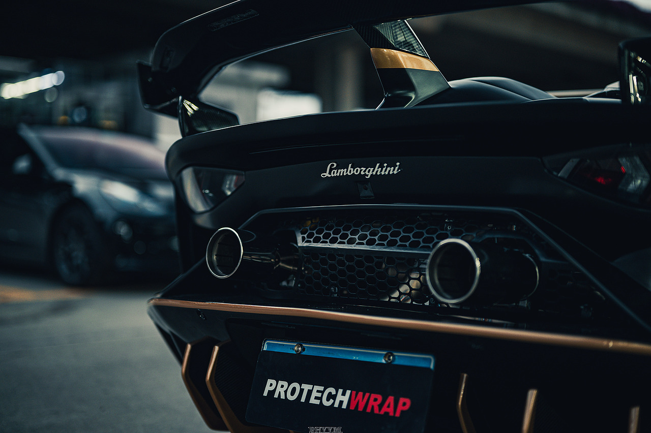 汽车摄影 意大利蛮牛