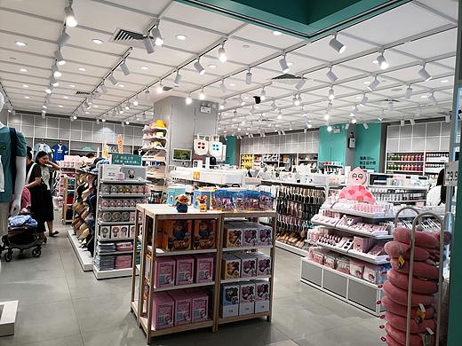 广州nome诺米货架厂给您推荐母婴店货架选择