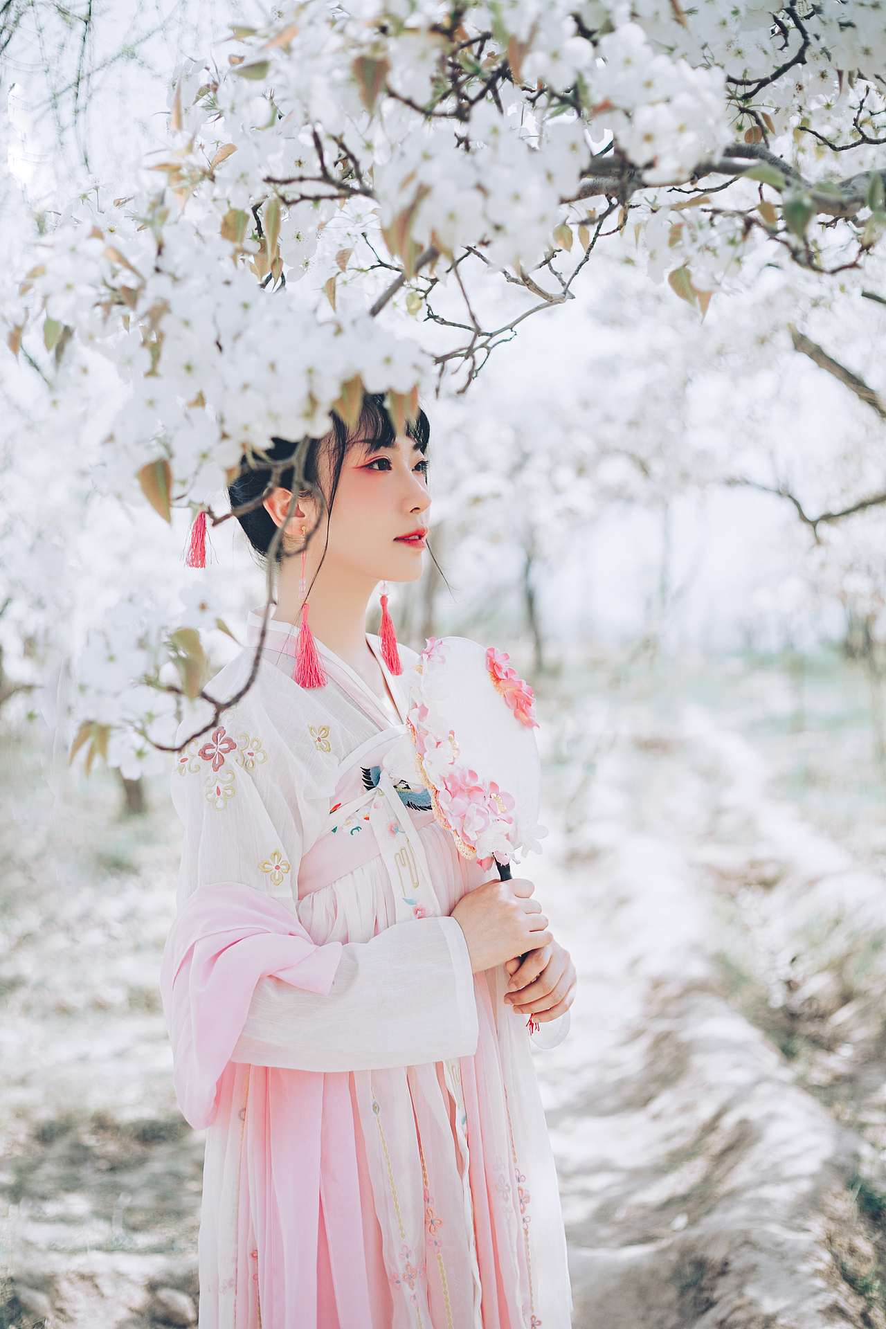 花影娇人（图ZMTQzODU2Mjc2） - 人像摄影 - 站酷设计师牛霖霖原创素材 - 站酷ZCOOL