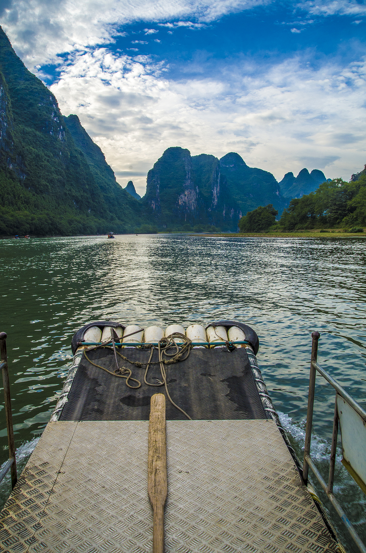 桂林漓江九马画山 vs club med
