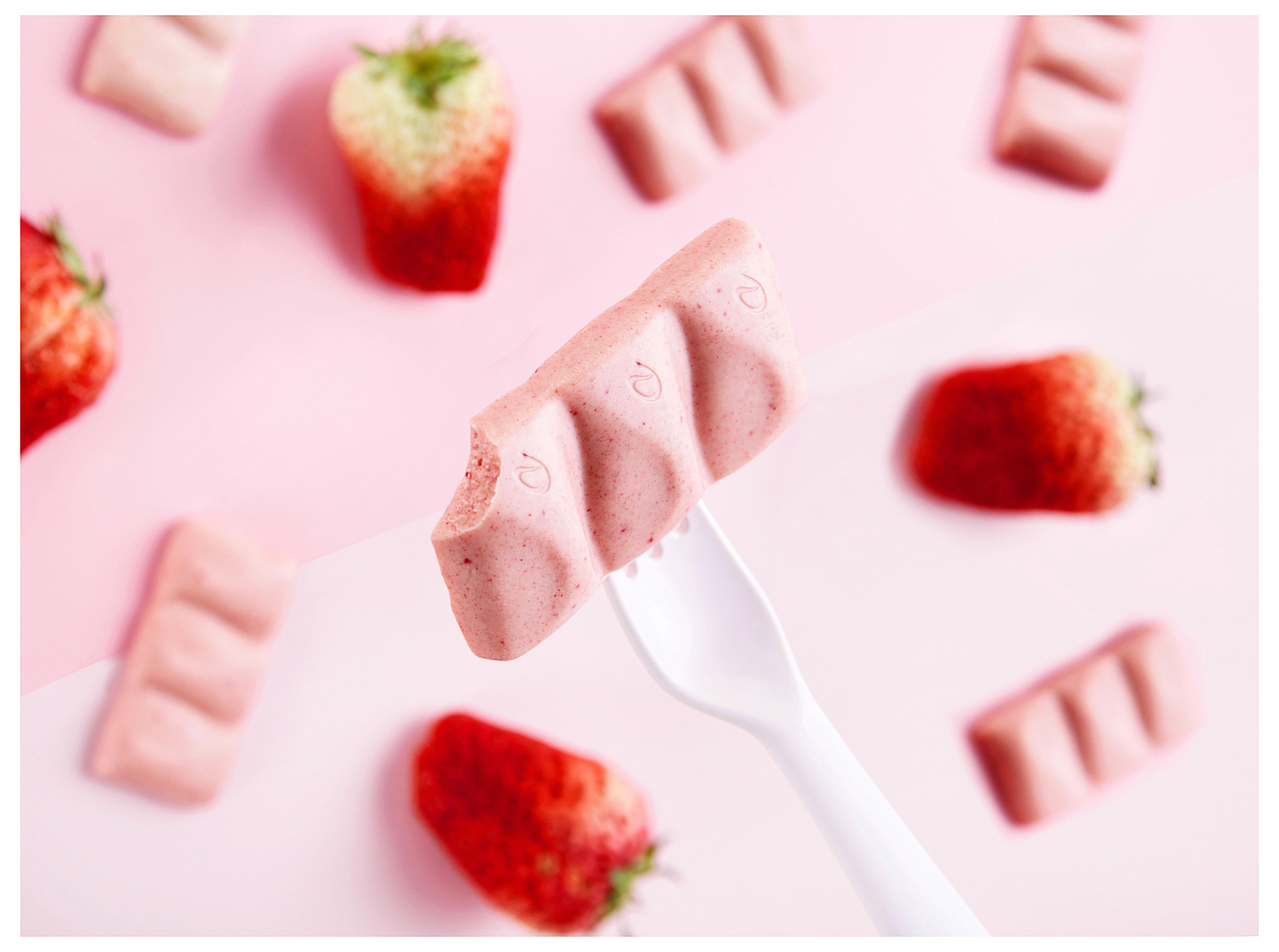 德芙-小清新巧克力（图ZMjM0MzUxODIw） - 产品摄影 - 站酷设计师高山绘原创素材 - 站酷ZCOOL