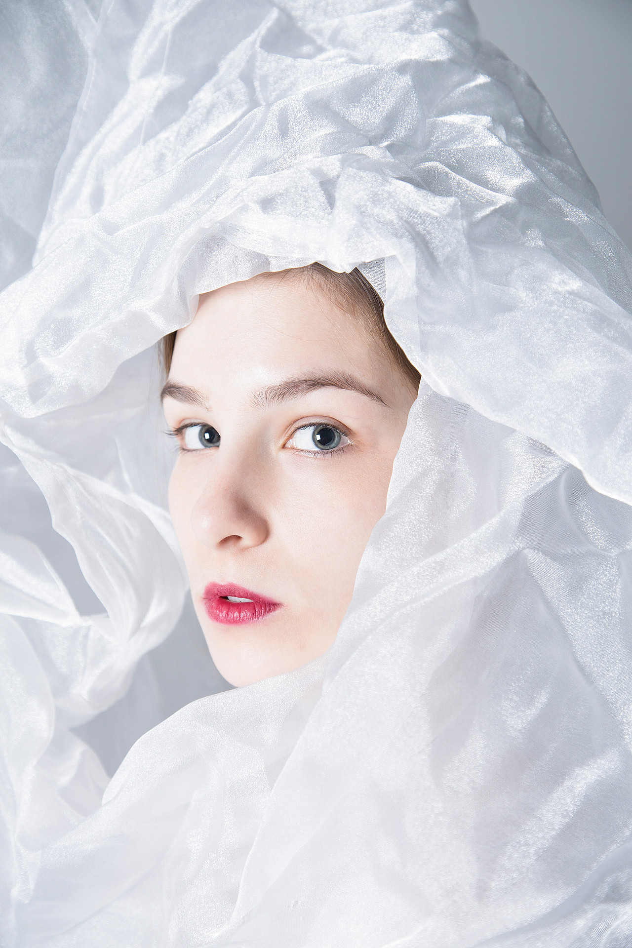 人像摄影 | 少女与纱（图ZMTE3MzA3NTg0） - 人像摄影 - 站酷设计师一一设计Yiart原创素材 - 站酷ZCOOL