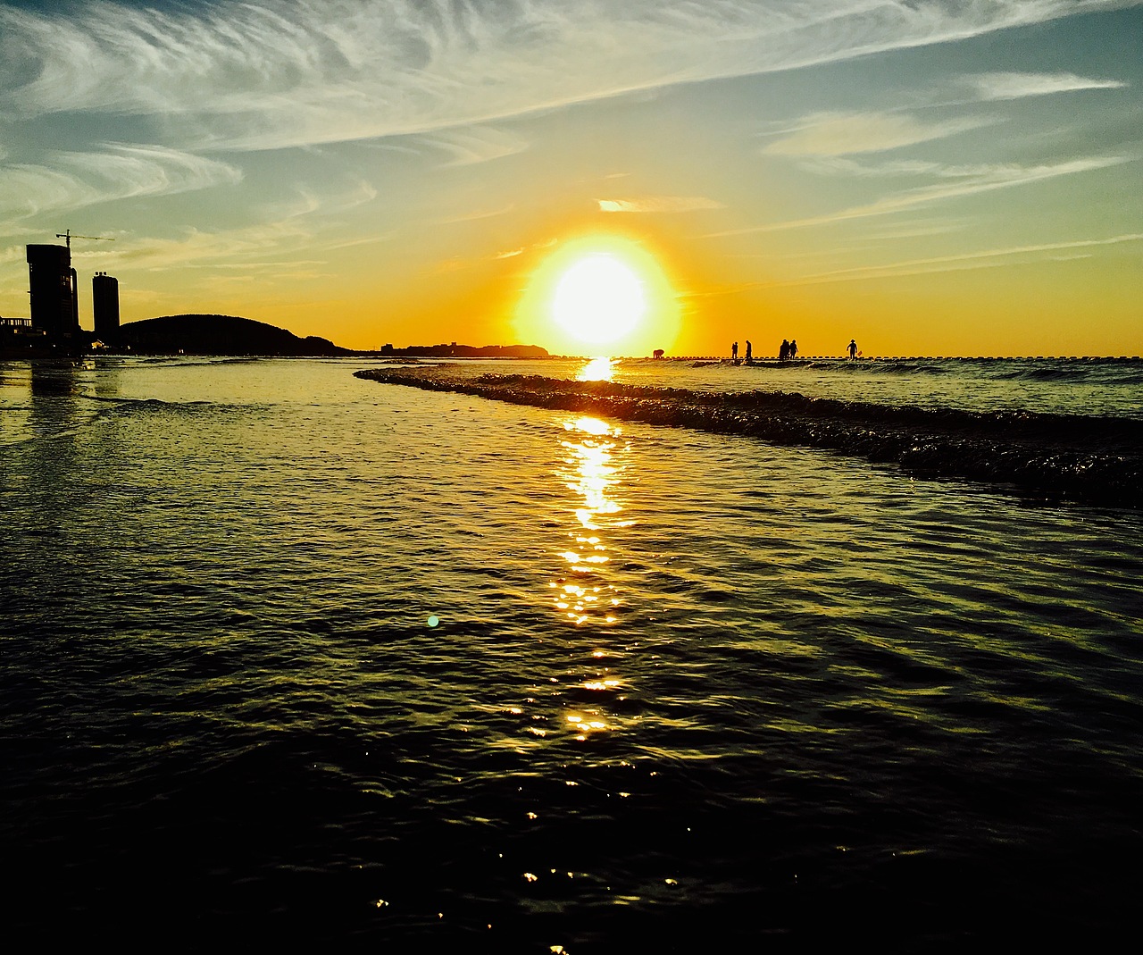 夕阳无限好只是近黄昏