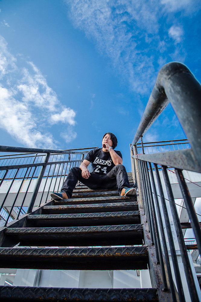 ベ、怎庅浮夸。づ