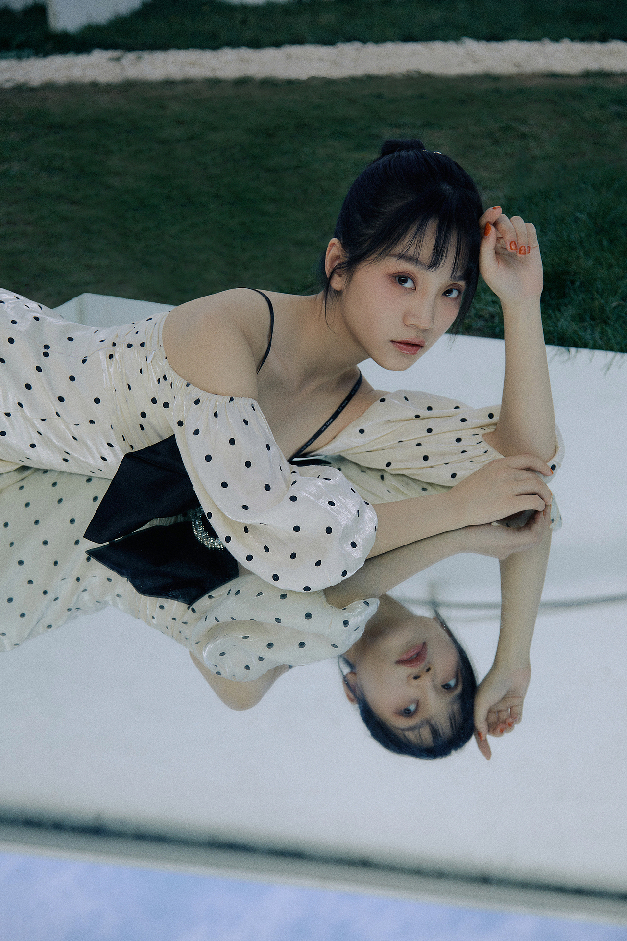 | 艺人拍摄 |李曼妮