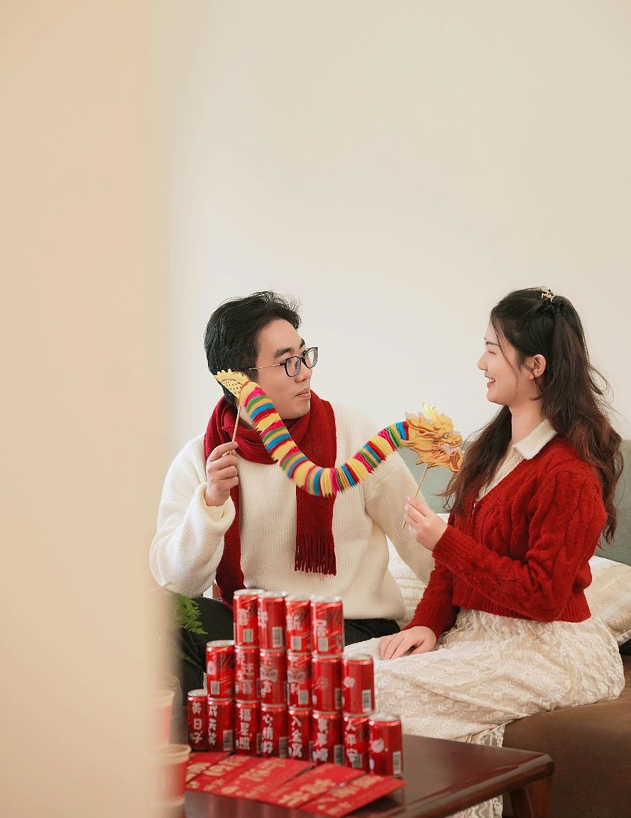 家人闲坐，灯火可亲（图ZMzYwNjQ2MjU2） - 人像摄影 - 站酷设计师王西瓜爱摄影原创素材 - 站酷ZCOOL