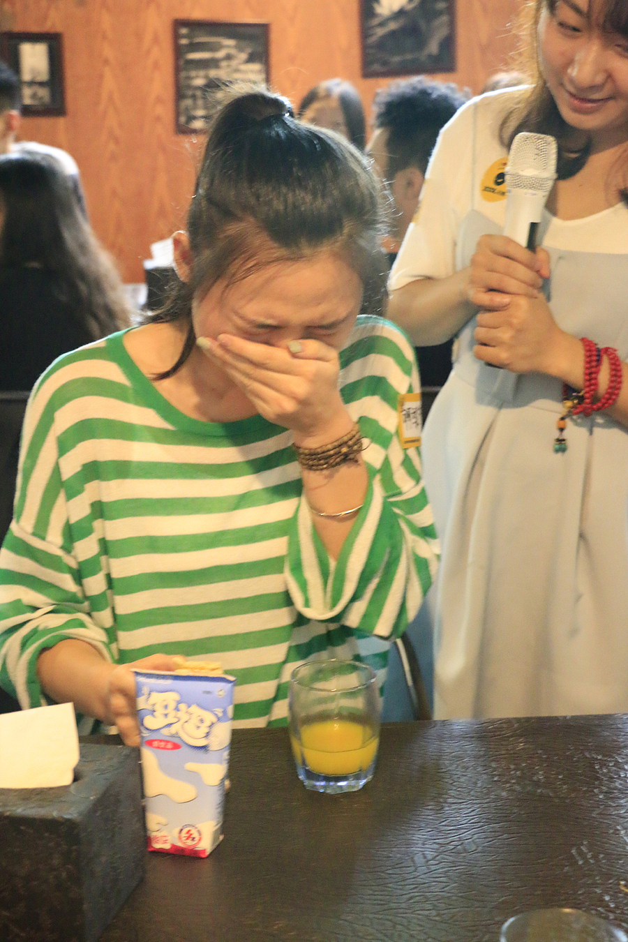 站酷十周年大趴聚会潮汕站(图ZNjI5NDMxMTI=) - 人像摄影 - 站酷设计师jweeety原创素材 - 站酷ZCOOL